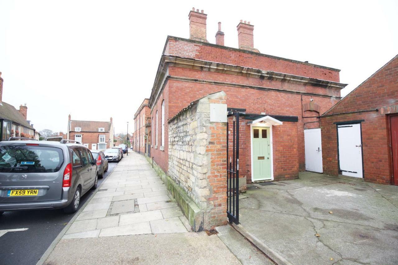 West Wing D'Isney Place. Lincoln Buitenkant foto
